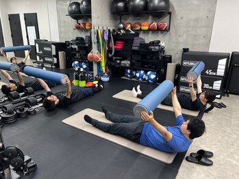 ヨロジム(YOLO GYM)/カップルでピラティス