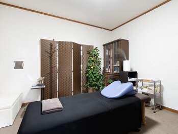 ゼロール鍼灸整体院(ZEROLE鍼灸整体院)/