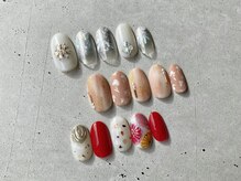 ホリデーシーズンにぴったりな華やかデザイン♪