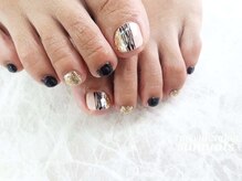 サンネイルズ(sun nails)/フット2本アート+1色追加