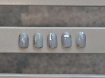 優しいニュアンスネイル