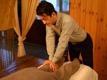 整体サロンrの雰囲気（ガチガチなふくらはぎをしっかりほぐして血流アップ）