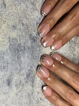 モレリア(morelia)/ガラスフレンチネイル