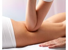リラクゼーションサロン ラ シュエットの雰囲気（太ももは1番お疲れです。手のひら、親指、腕、肘でガッツリ流す）