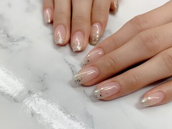 まつ毛エクステ ネイル専門サロンマドモア プティット(MADEMORE petite)/グラデーション 3980円～