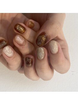 ヌア(nur.)/ブラウンnuance