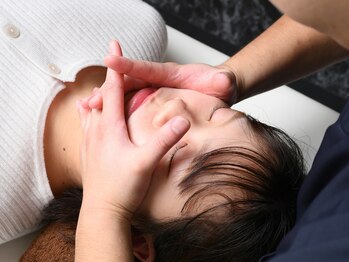 ビーワンセルフ(美.oneself)/エラ張りや食いしばり改善