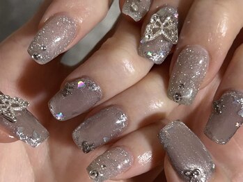 エムズ ネイル アンド アイ(M’s nail & eye)/
