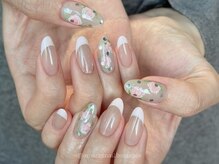 アマラズネイルブティック(Amara‘s nail boutique)の雰囲気（上品フレンチ×フラワー♪カラー変更OK）