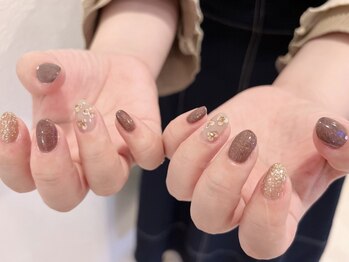 ラグジュアリー ネイルズ(Luxury Nails)の写真/【写真平日新規￥5500/再来￥6500】自爪をいたわる丁寧な施術で綺麗な仕上がり。定額コース豊富にご用意♪
