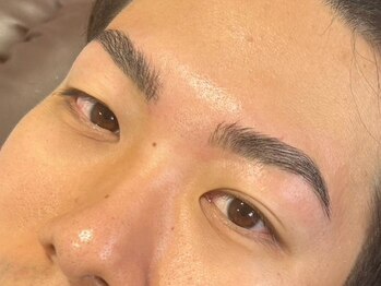 エムズアイブロウ 大阪京橋店(M’sアイブロウ)/メンズハリウッドブロウリフト