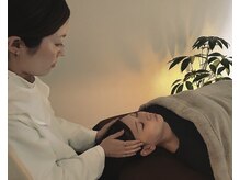 うっすら暗い空間でリラックスタイムを♪