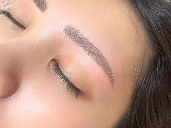 ニウ(niu)の写真/“あなた”に1番似合うデザインをご提案◎自然な印象～ぱっちりeyeまでなりたいイメージを叶えます♪