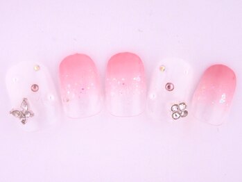 ネイルサロン ノアの写真/リピーター多数★【初回オフ込¥2400~】高技術&スピ-ディ-!繊細な手描きアートもお任せ☆理想の指先が叶う♪