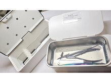 ネイルサロン ラポ(Lapo)の雰囲気（超音波洗浄機と紫外線消毒器で毎回器具を消毒し衛生管理を徹底。）
