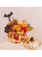 ニコルビー(Nicole Bee)/