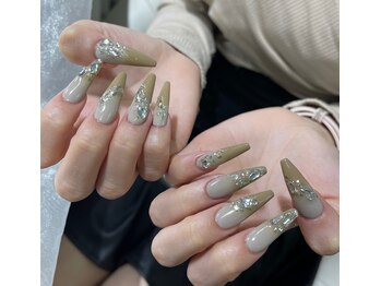 クイーンズビューティーサロン 新宿本店(Queen's beauty salon)/チップアートやり放題&つけ放題