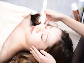 サロンドベル(Salon de BELLE)の写真/【くすみ/毛穴黒ずみ/毛穴の開きに】透明感溢れるツヤ美肌へ◎お肌のお悩みを徹底改善！！