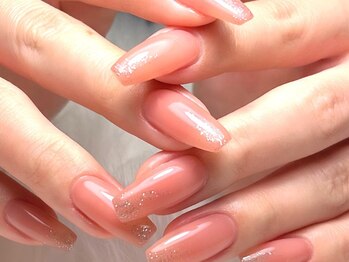 nailsalon milkum/ワンカラー+ラメグラ