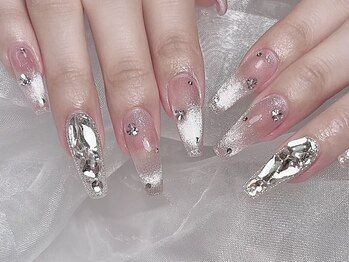 アロワ(Arowa)の写真/トレンド感あふれるデザインを多数ご用意☆カラーやパーツも豊富でイベント前や手元の印象チェンジにも◎