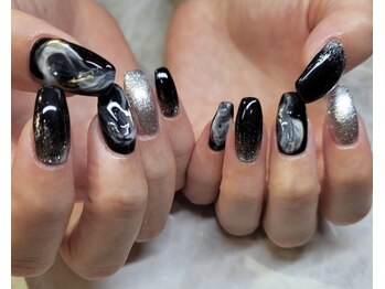 パーミル アイ アンド ネイル クマモト(permille ‰ eye&nail Kumamoto)/ブラックニュアンスネイル