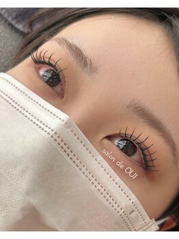 サロンドウイ(salon de OUI)/フラットラッシュ付け放題