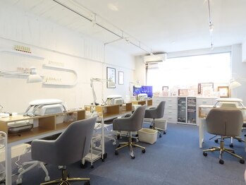 コモネイルスタジオ(CoMo Nail Studio)