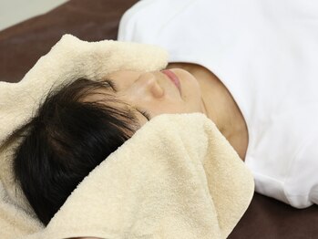 子の星整体院/首の施術