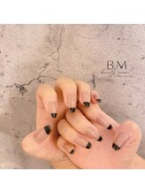 ビューティームーン(beauty moon)/黒フレンチ×囲みラインミラー