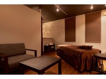 シャルール(Chaleur)の雰囲気（2階のボディケアルームは開放感のある空間で施術致します♪）