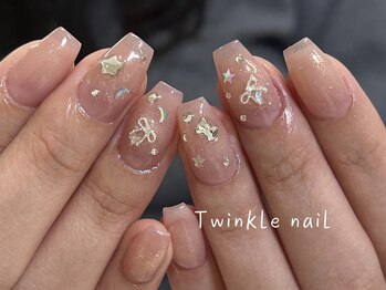 トゥインクルネイル(Twinkle Nail)/長さ出すシンプルワンホンネイル