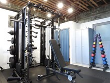 クク(KUKU)/トレーニングマシン