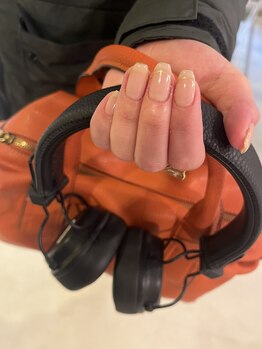 ワッツ ユア ネイルストーリー(What’s your nail story?)/手描きフレンチ