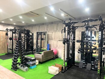 アイディール(IDEAL)の写真/【肩こり/腰痛/姿勢改善】プロが1対1で丁寧にサポート！パーソナルマシンピラティスで理想の身体へ★