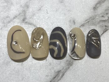 アミュレット(AMULET)/2月定額　6600円(税込)