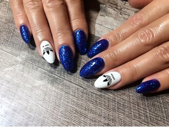 スポーツラメネイル