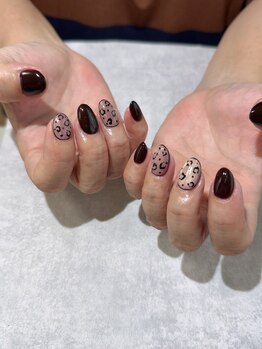 コウメ(KOUME)/ヒョウ柄ネイル