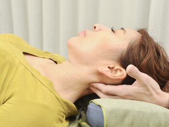 ストライクボディケア(STRIKE. BODY CARE)/★首の歪み改善