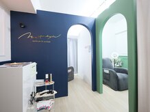 モイスト アイズ 難波(moist eyes)の雰囲気（部屋が半個室になってるのでリラックスしていただけます！）