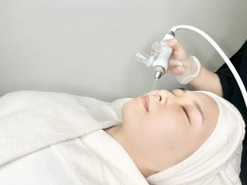 ビテキサロン ソワメーム(biteki salon SOI-MEME)の写真/シミやくすみでお悩みの方に◎紫外線で疲れた肌に潤いを。やさしいエイジングケアでハリ&透明感を目指す♪