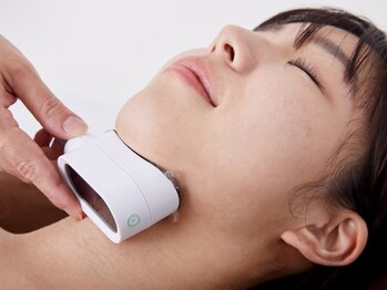 りもあず(ReMore-S)の写真/顎下たるみ集中ケア【小顔矯正＋顎下脂肪燃焼★60分¥4980】痩身マシンで高効果！取れない二重アゴも撃退♪