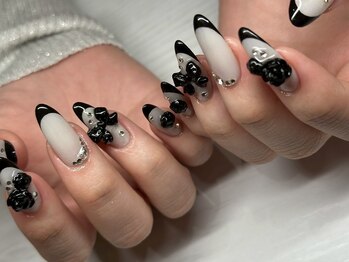 アース ネイルアンドアイラッシュ 甲府昭和店(HAIR & MAKE EARTH Nail&Eyelash)/黒フレンチ　¥12500 (パーツ込