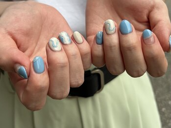 ロエミー(Loemy)/うねうねネイル