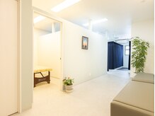 りふぁいん鍼灸整骨院 八王子北野店の雰囲気（個室やトレーニングルームも完備。お子様連れの方もぜひ）