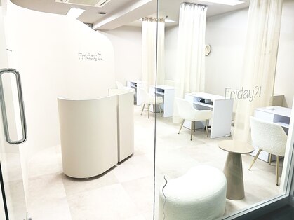 フライデートゥエンティーワン(Friday 21)の写真