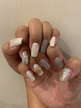 アールエム(Rm)/スクエアネイル