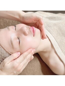 エムクオリティ(M-Quality)/肌の内側から潤う美肌へ