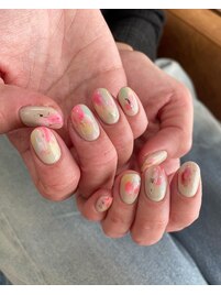 桜ニュアンスネイル