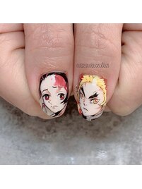 痛ネイル