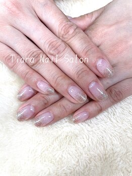 ティアラ(Tiara)/ラメグラデーション